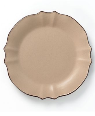 Scalloped Edge 16 Piece Service for 4 Dinnerware Set