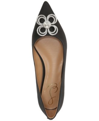 Women's Wanda Tour Pointed-Toe Flats