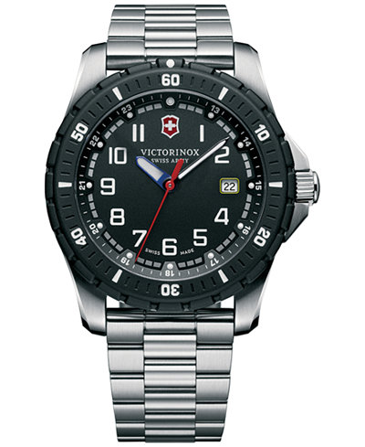 Victorinox Swiss Army Men's Maverick Sport Stainless Steel Bracelet Watch 43mm 241675