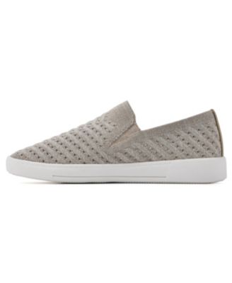Women's Courage Slip On Sneakers