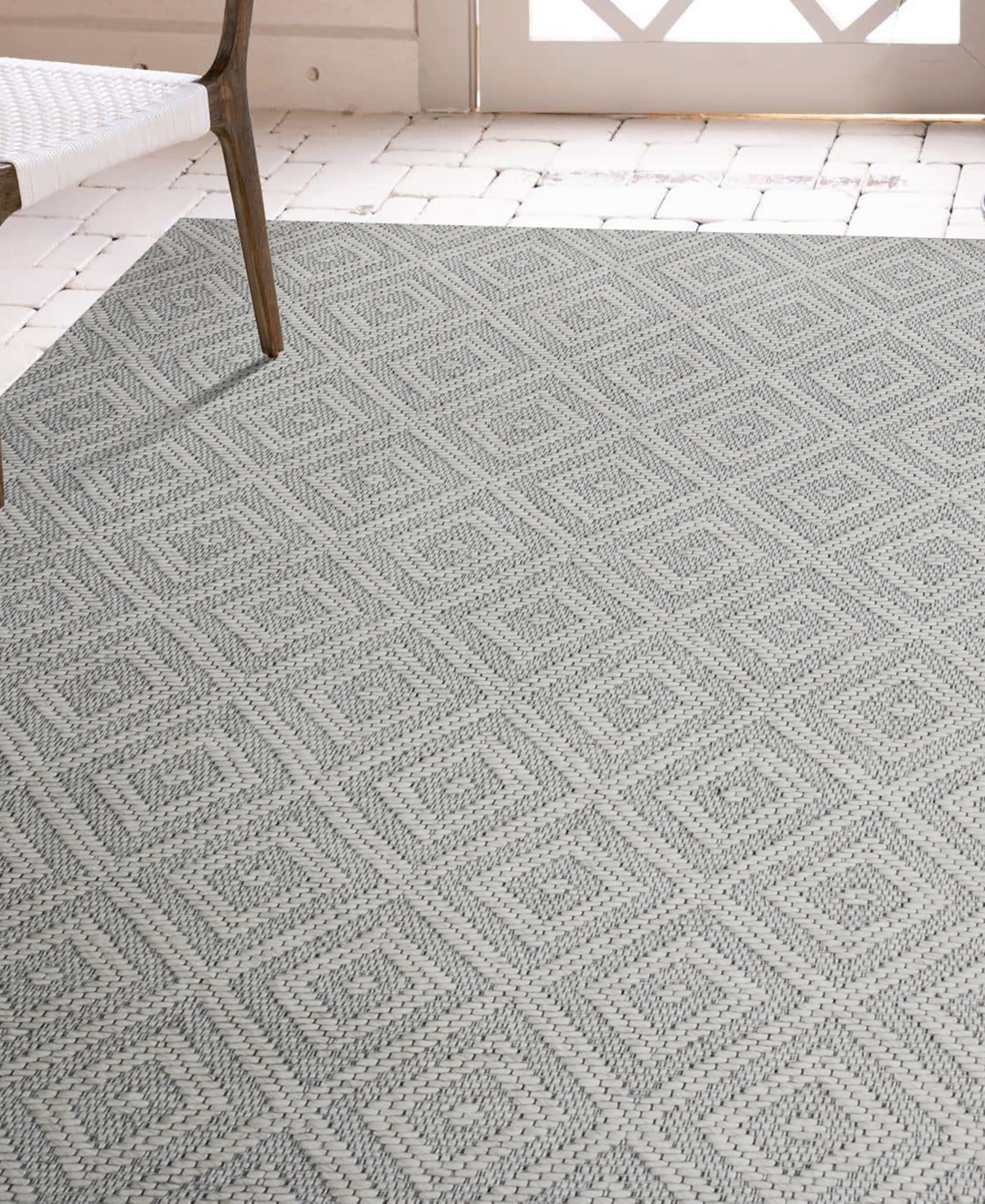 Lr Home Oslo Cel 7'9" x 9'9" Area Rug