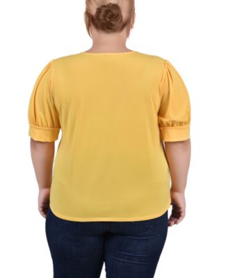 Plus Size Short Balloon Sleeve Top with Hardware
