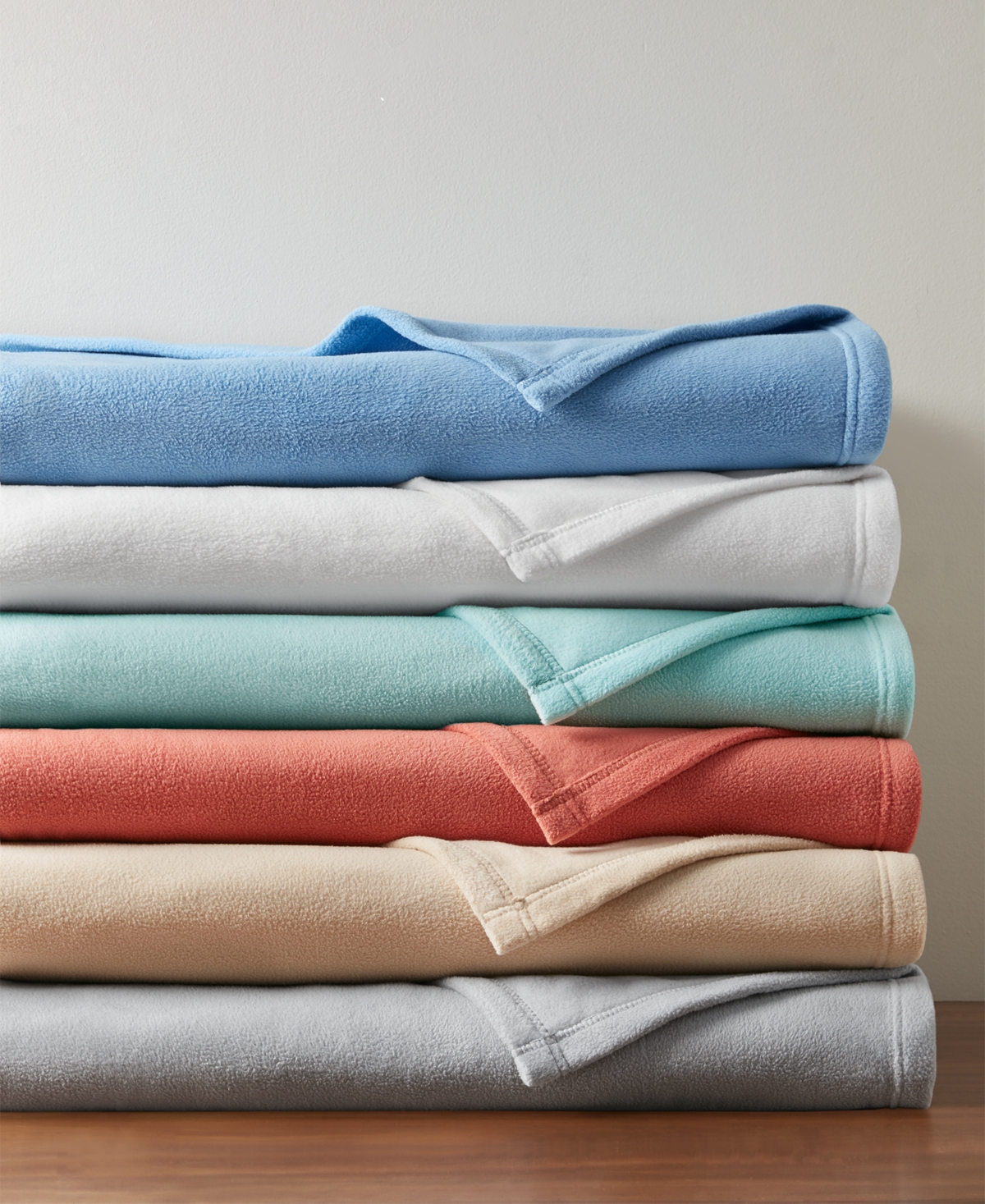 Home Design Easy Care Year-Round Soft Fleece Blanket, King, Exclusively at Macy's