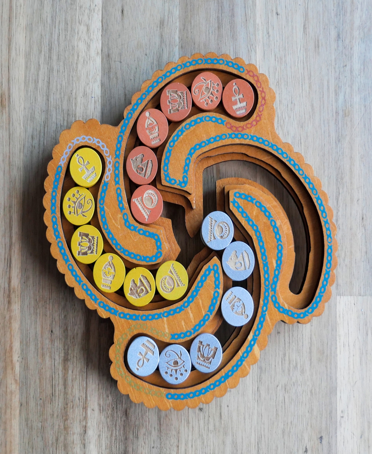 Egyptian Coin Trade Wooden Puzzle, High Difficulty, Brainteaser Challenge to Sort the Gold-Tone and Silver-Tone Coins into Different Columns