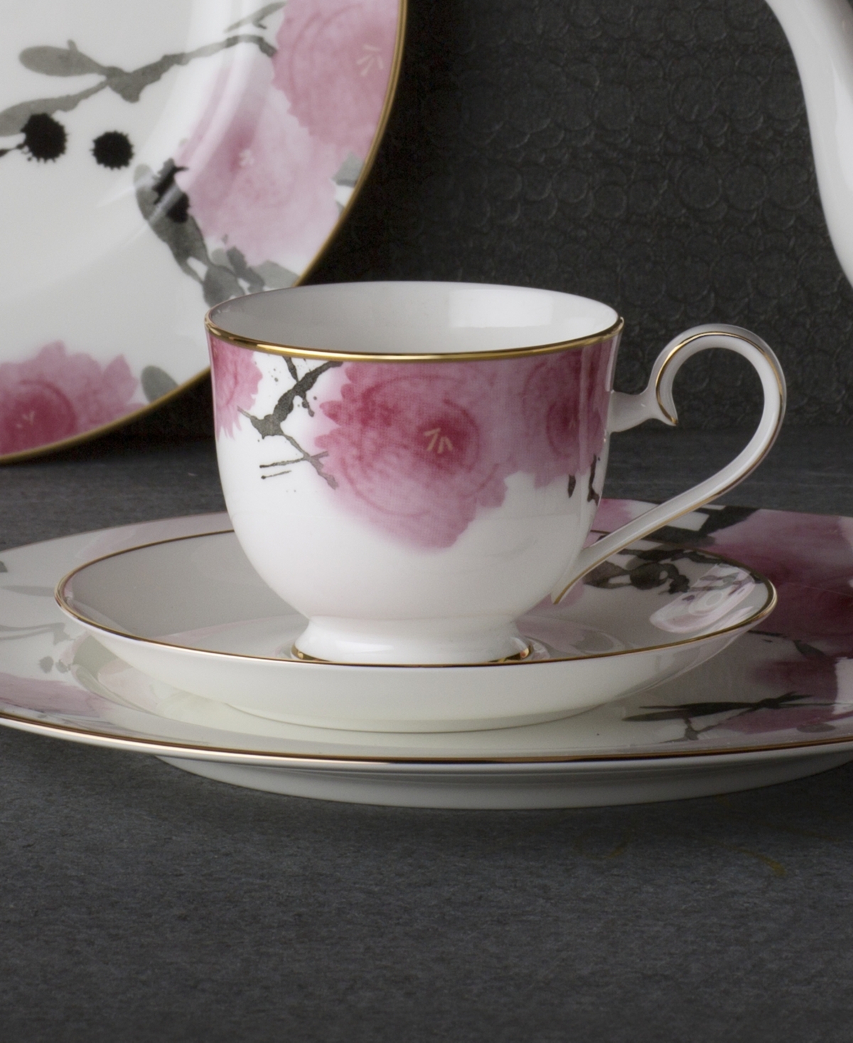 Noritake Yae Set of 4 Saucers, - White And Pink