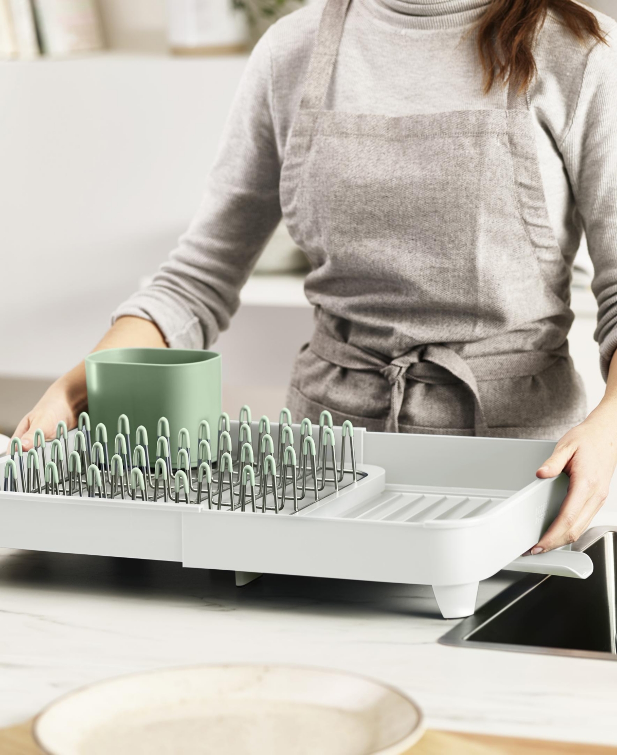 Joseph Joseph Extend Expandable Dish Rack In Light Stone,sage