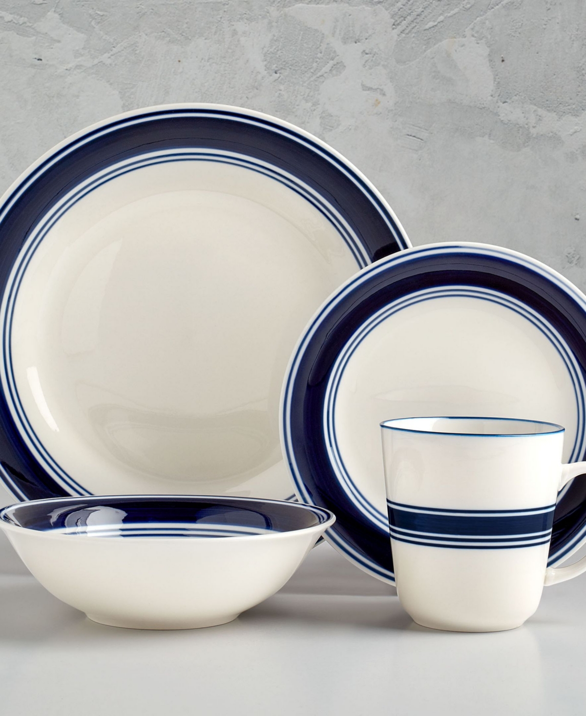 Tabletops Gallery Blue Stripe 16-pc Dinnerware Set, Service For 4