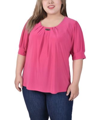 Plus Size Short Balloon Sleeve Top with Hardware