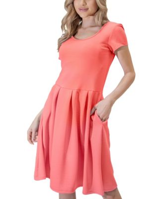Women's Scoop Neck Knee Length with Pocket Dress