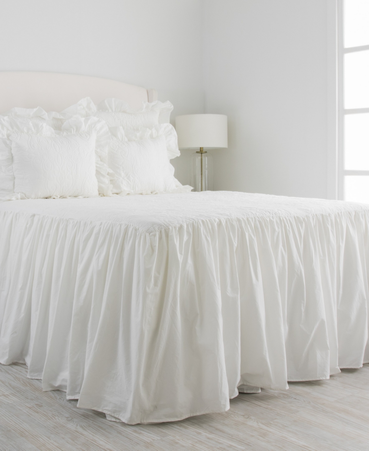 Shop Elise And James Home Oma Ruffle 3-piece Coverlet Quilt Bedspread Set, Full/queen In White