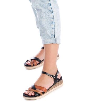 Women's Cross Strap Sandals,  Black With Brown Accent