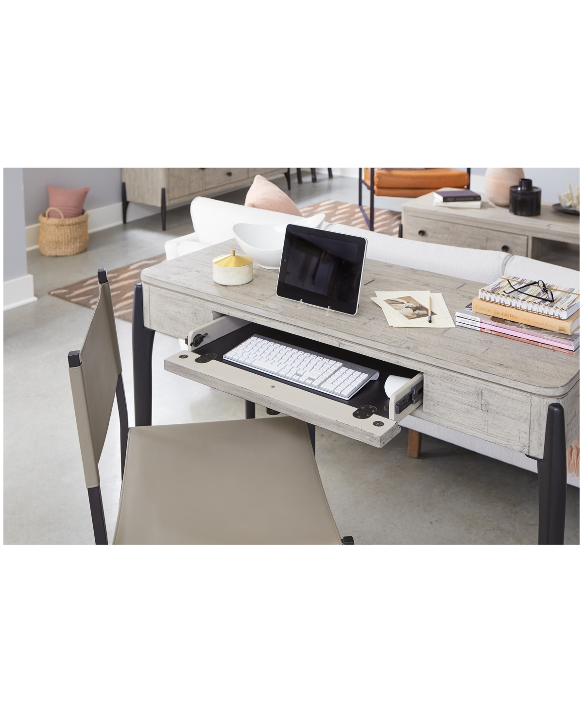 Zane Sofa Table
