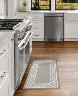 Christine Trellis Border Tufted Runner Rugs