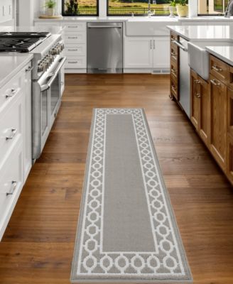 Christine Trellis Border Tufted Runner Rugs