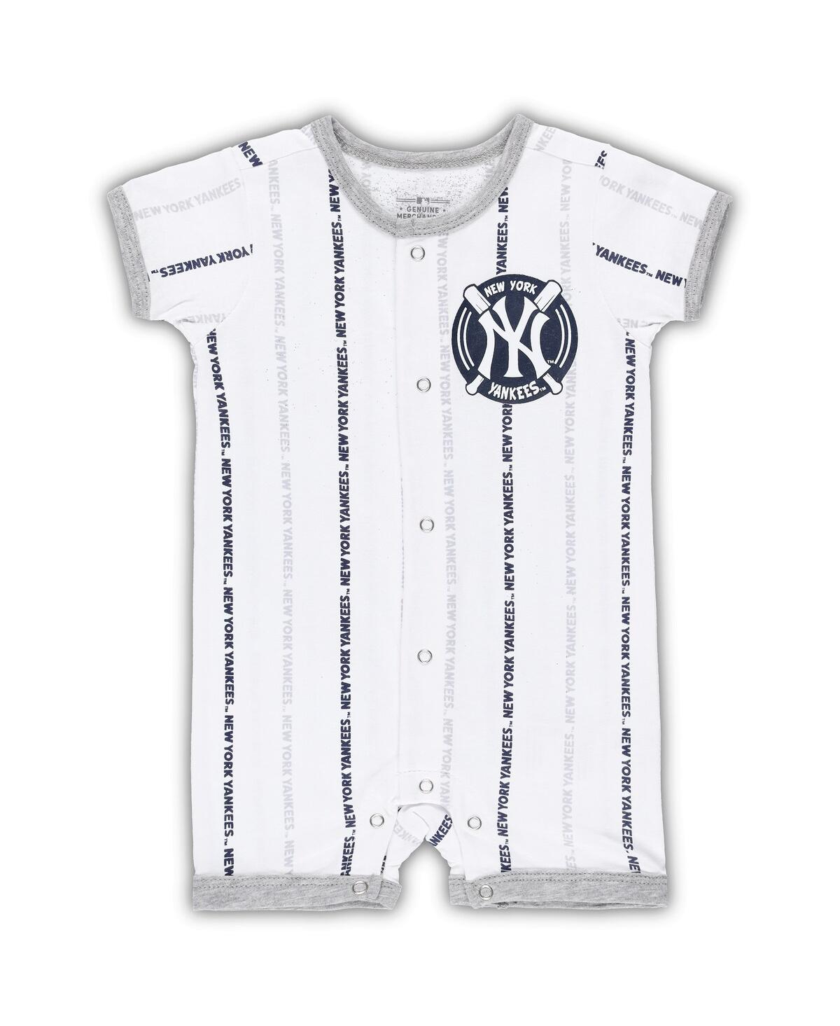 OUTERSTUFF NEWBORN AND INFANT BOYS AND GIRLS WHITE NEW YORK YANKEES BALL HITTER ROMPER