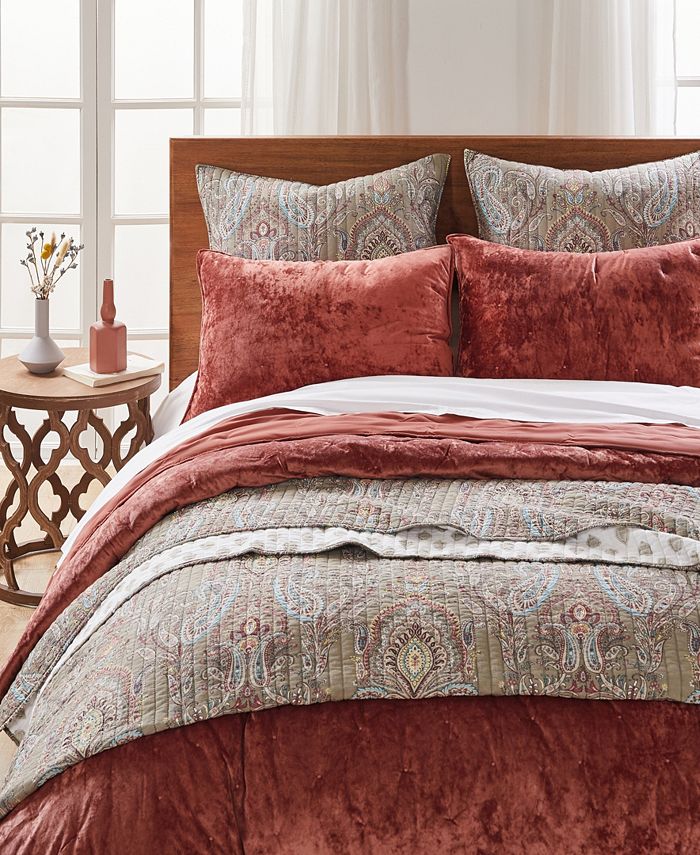 Levtex Home Presidio Reversible 2 Piece Quilt Set, Twin/Twin XL & Reviews Quilts & Bedspreads