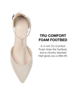 Women's Cameela Pointed Toe T Strap Block Heel Pumps