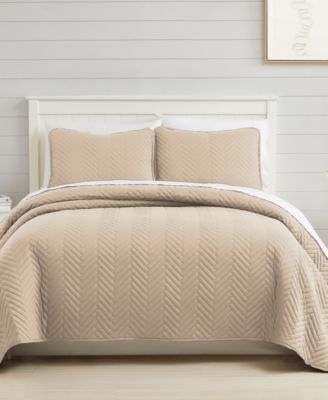 Solid Color Chevron Quilt Sets