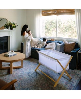 Breathable Mesh Portable Sleeper — Greenguard Gold Certified