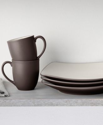 Colorwave Square 16 Pc. Dinnerware Set, Service for 4