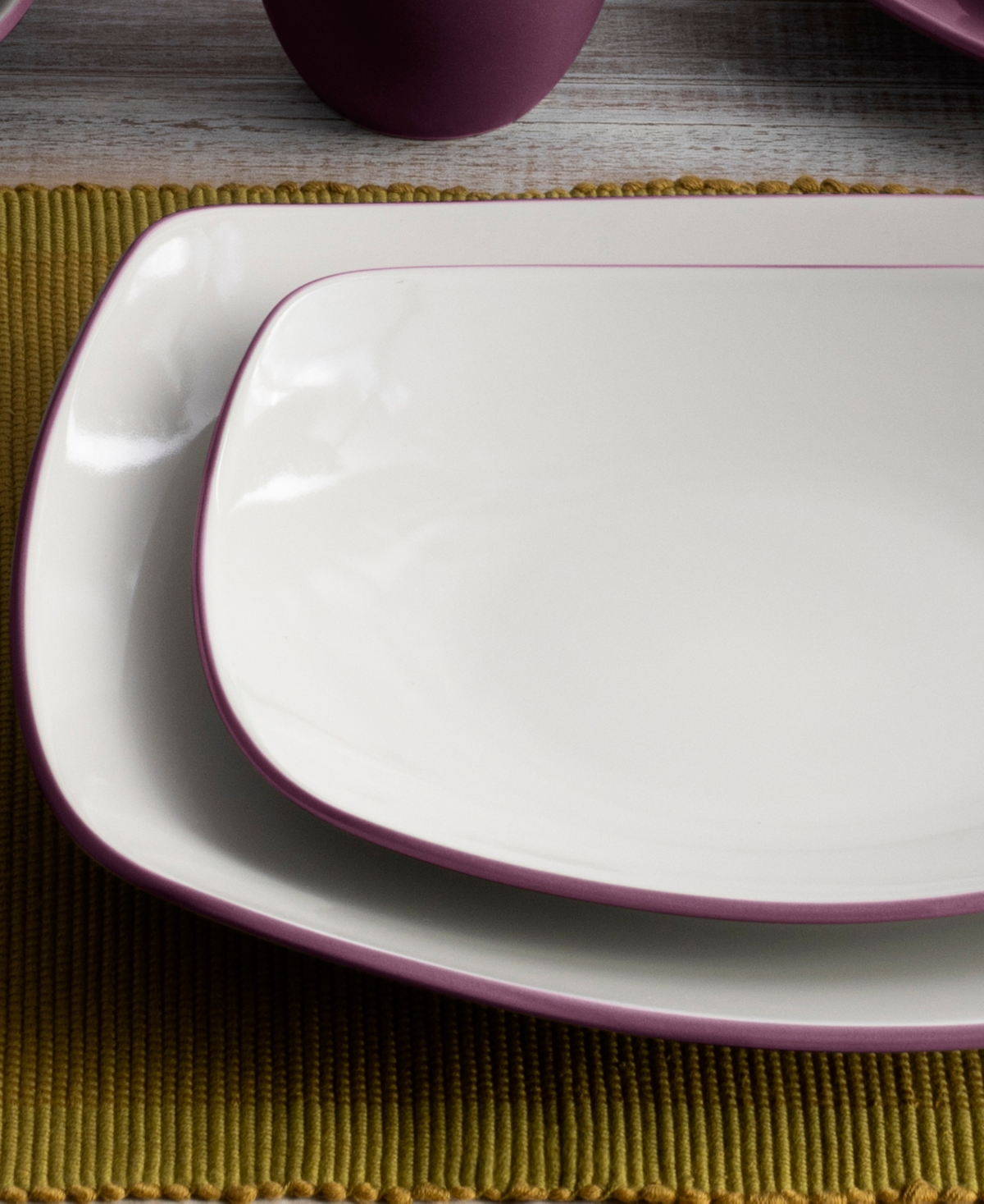 Noritake Colorwave Square16-Pc. Dinnerware Set, Service for 4 - Burgundy