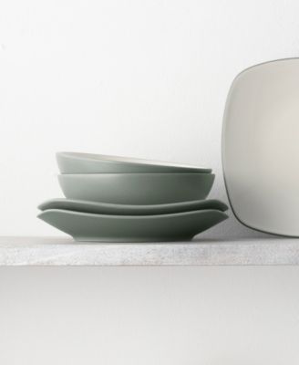 Colorwave Square 16 Pc. Dinnerware Set, Service for 4