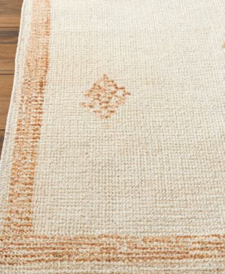 Solana BOOC2300 3'11" x 5'7" Area Rug