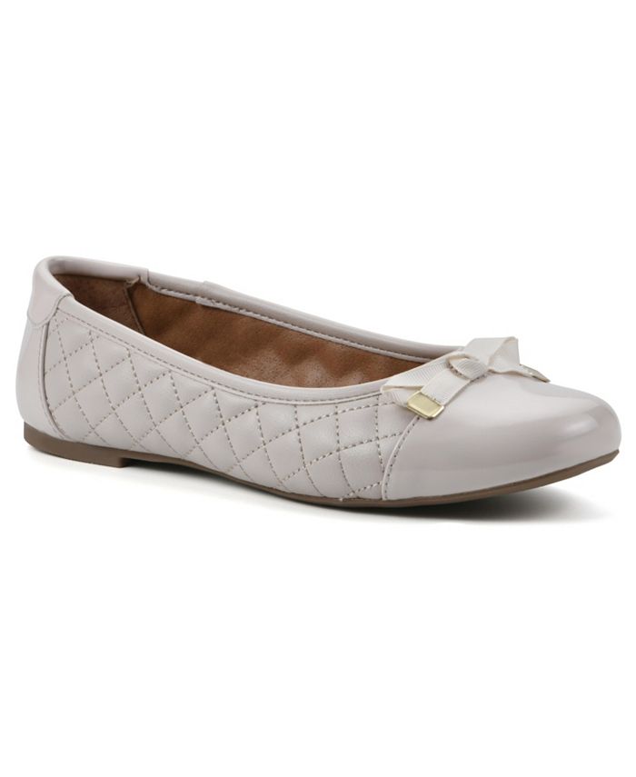 Macy's white flat shoes 2025