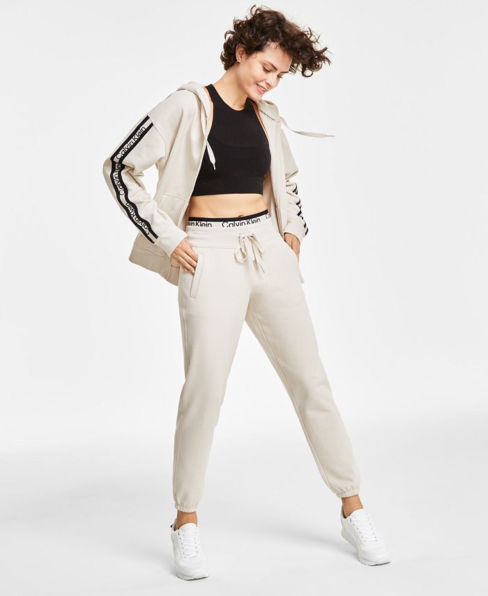 Calvin Klein Cargo pants for Women, Online Sale up to 70% off