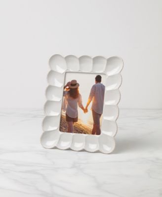 French Perle Scallop Frame, 5" x 7"