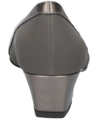 Women's Dottie Slip-On Pumps