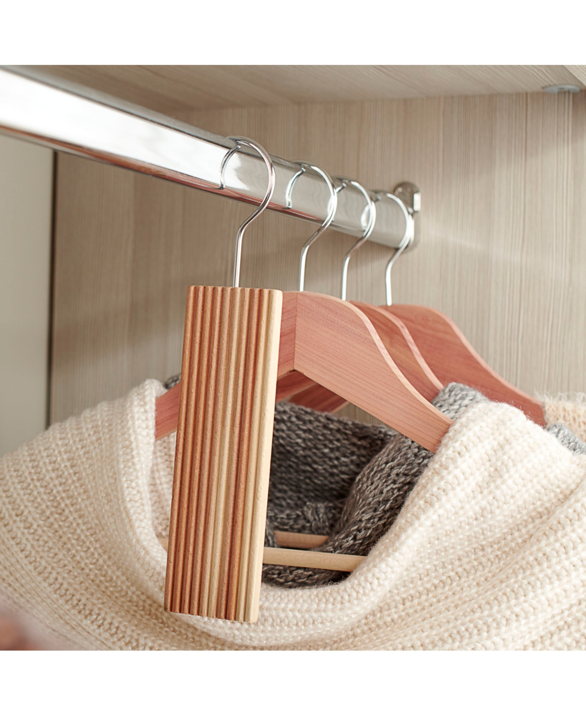 Household Essentials Cedar Hang Up With Hooks, Lav In Natural