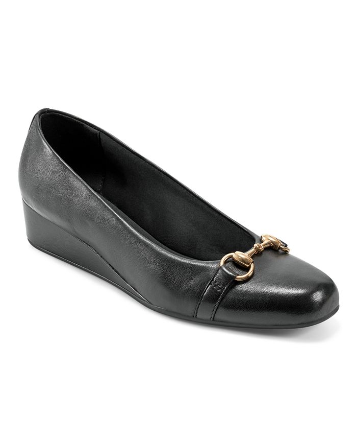 Easy Spirit Women s Guliana Slip On Closed Toe Dress Wedge Pumps