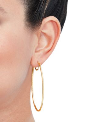 Oval Hoop Earrings in 14k Gold