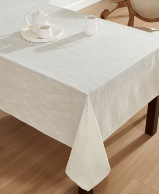 Arabesque Tablecloth, 84" L x 60" W