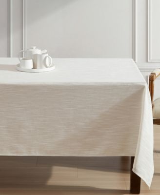 Arabesque Tablecloth, 102" L x 60" W