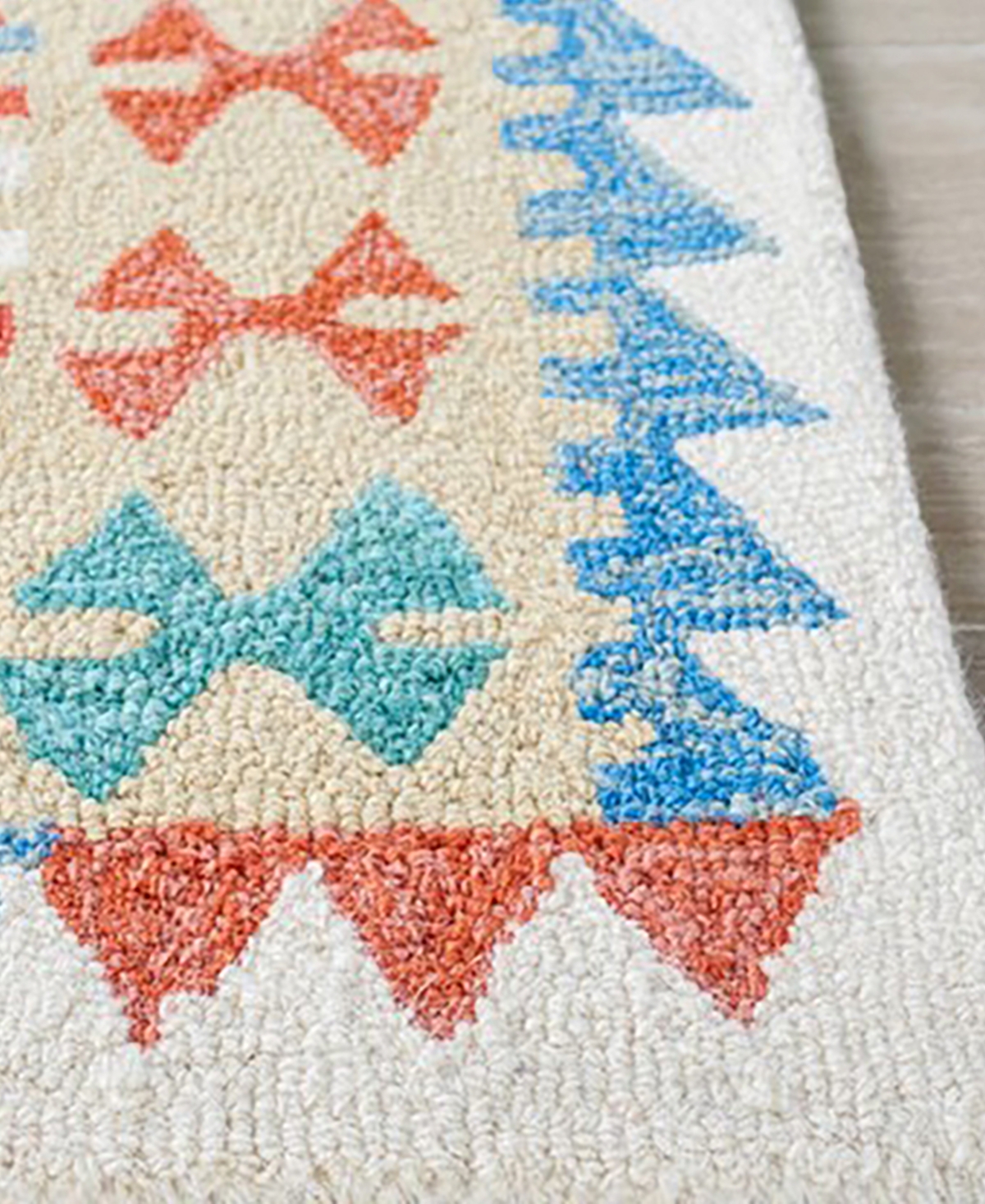 Safavieh Aurora APN410 Area Rug - Red