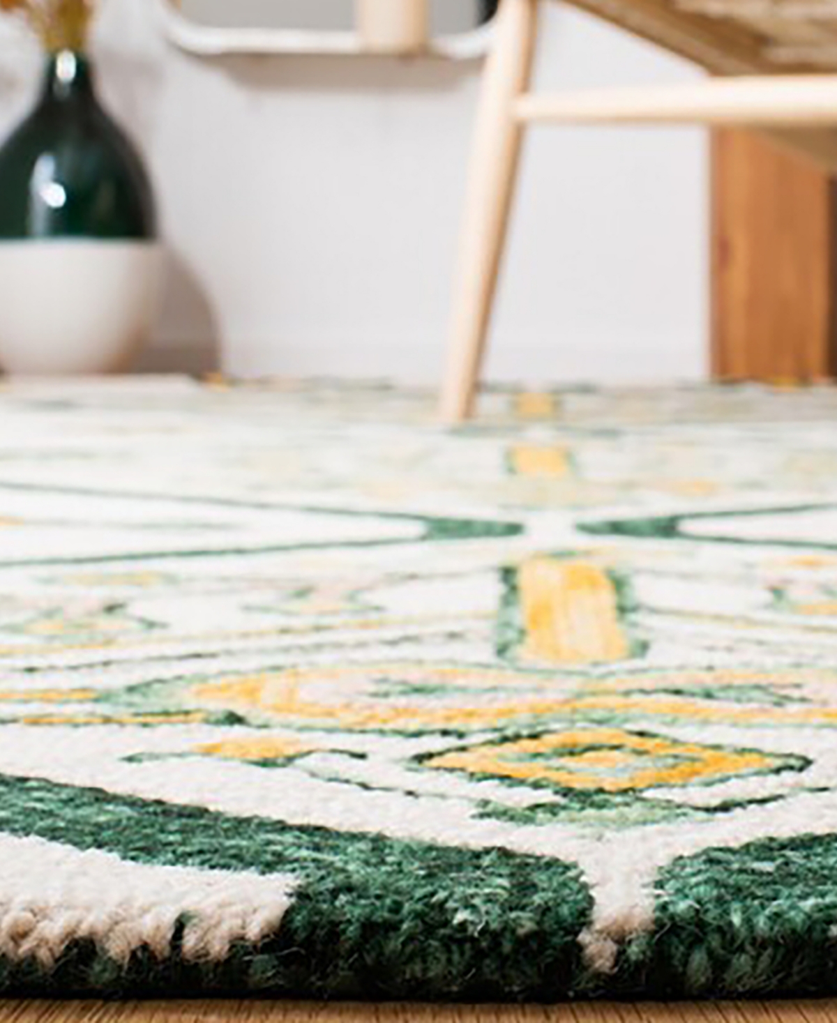 Safavieh Aurora APN703 Area Rug