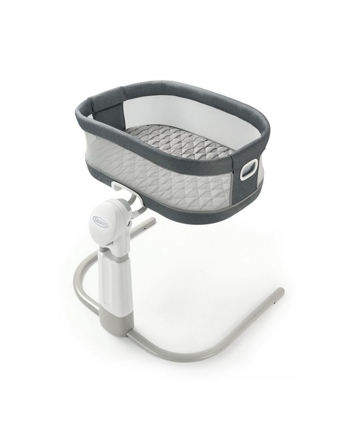 Bassinet with motion shop