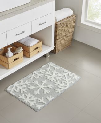 Seventh Studio - Holiday Gray Snowflake Bath Rug, 20" x 30"