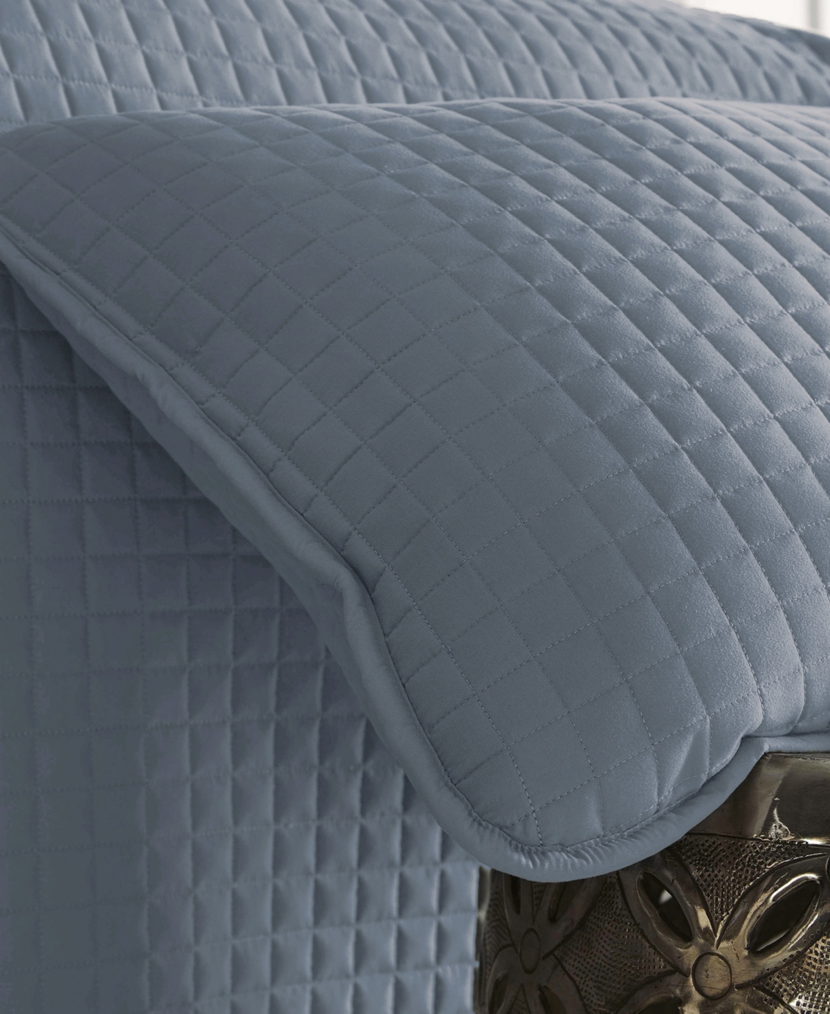 Southshore Fine Linens Oversized Lightweight Quilt and Sham Set,