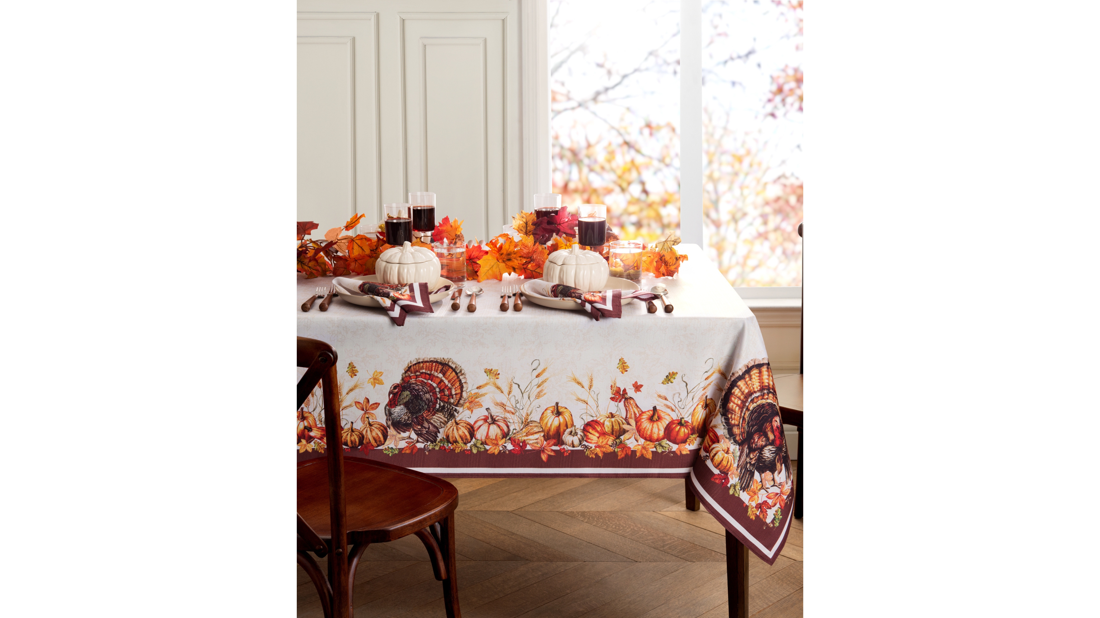 Elrene Autumn Heritage Turkey Engineered Tablecloth, 60" x 120"