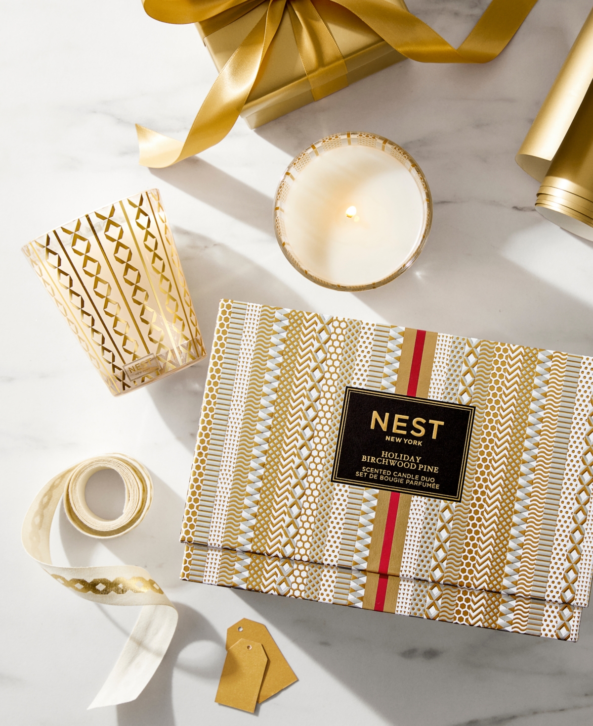 Nest New York 2-Pc. Holiday & Birchwood Pine Classic Candle Gift Set