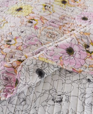 Shop Greenland Home Fashions Misty Bloom Floral Reversible Quilt Set In Pink