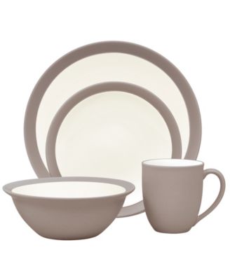 Colorwave Curve  4-Piece Place Setting