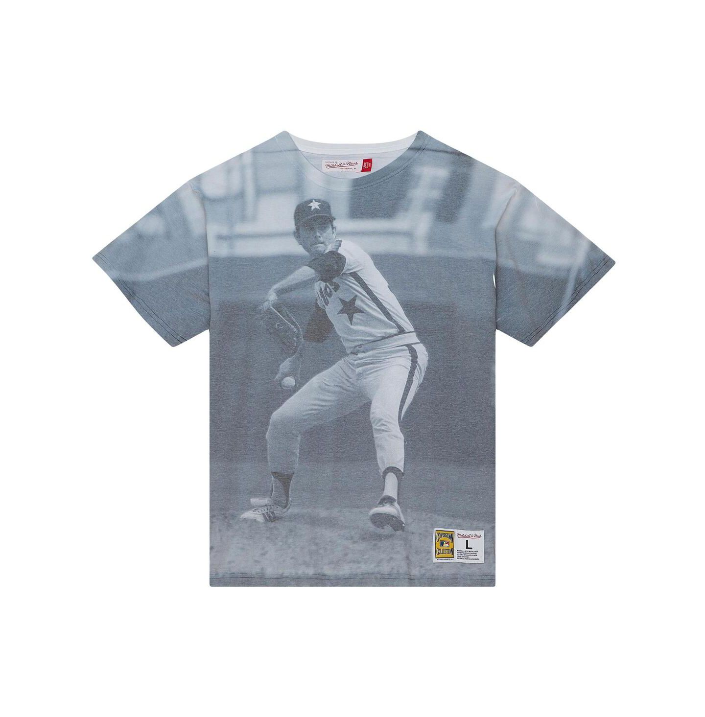 Мужская футболка Mitchell & Ness Nolan Ryan Houston Astros Cooperstown Collection Highlight Sublimated Player Graphic — фото 3