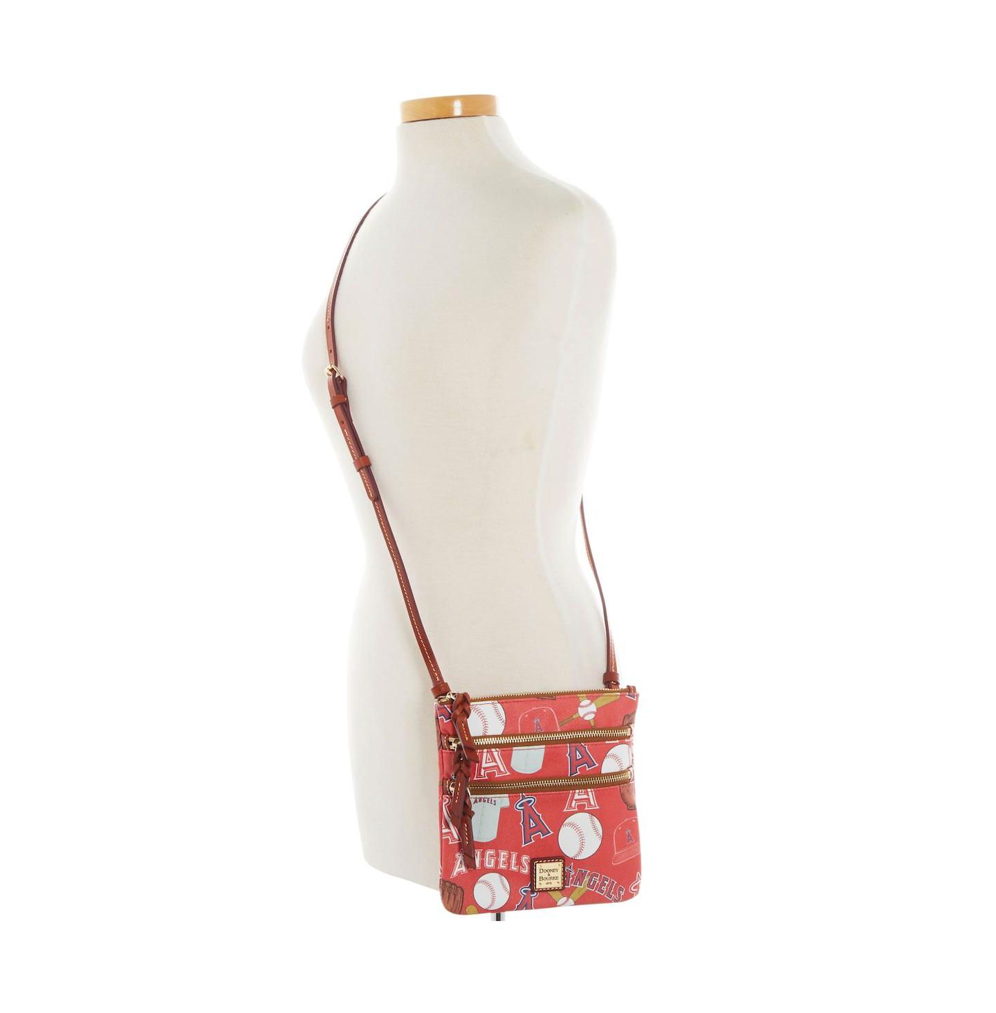 Женская сумка Dooney & Bourke Los Angeles Angels Game Day Triple Zip Crossbody Purse — фото 4