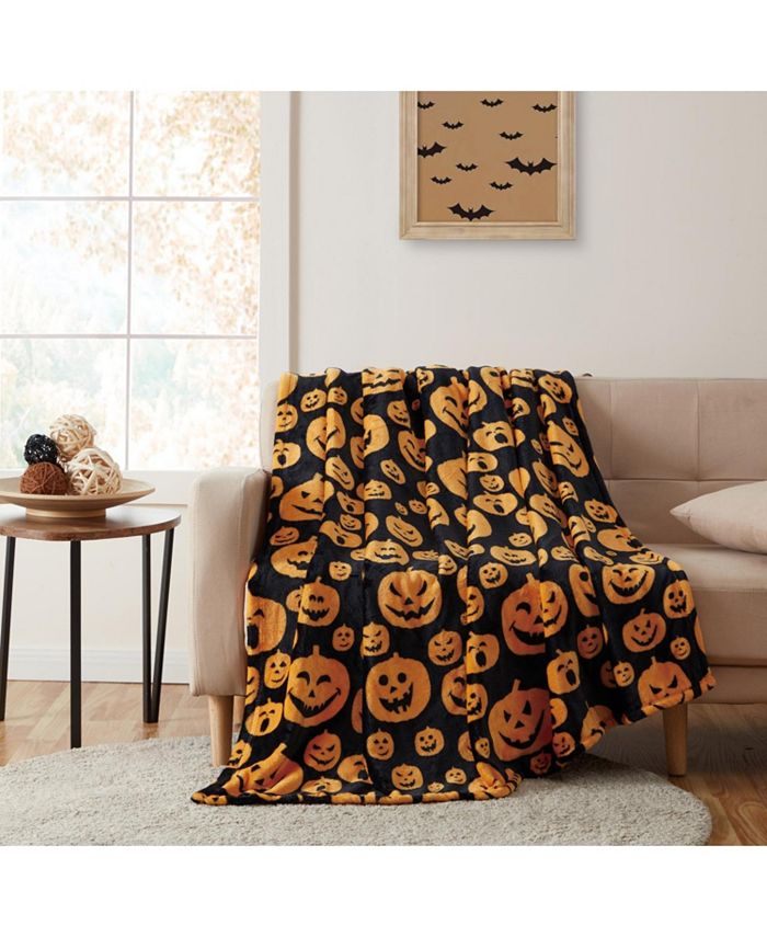 Halloween plush blanket deals