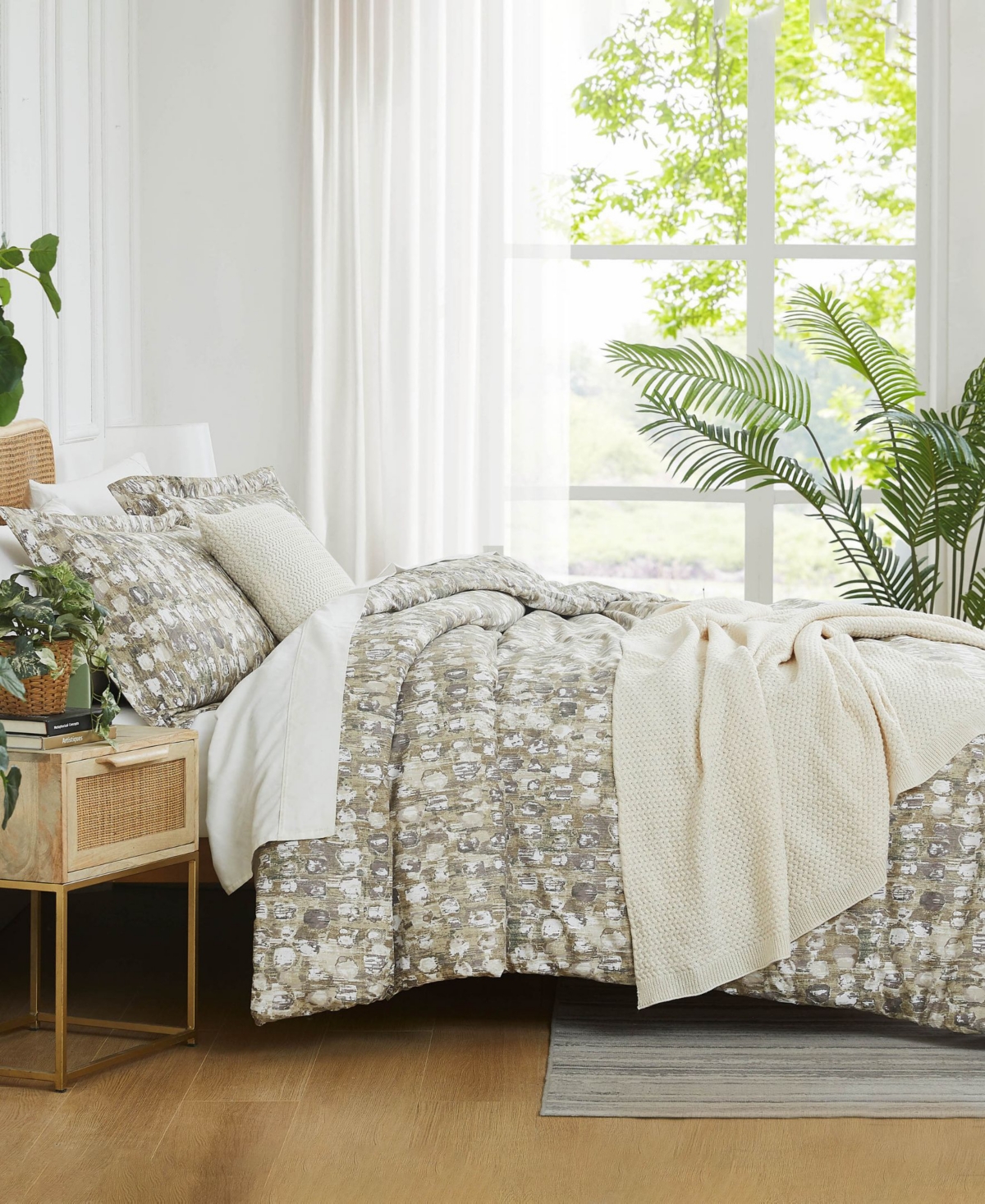 Southshore Fine Linens 4 Piece Rhythm Comforter and Sham Set, Xl