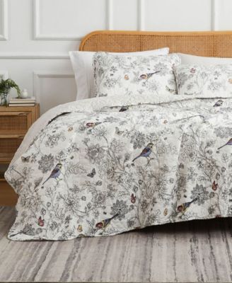 Shop Southshore Fine Linens Bayberry Oversized Quilt Set In Off-white